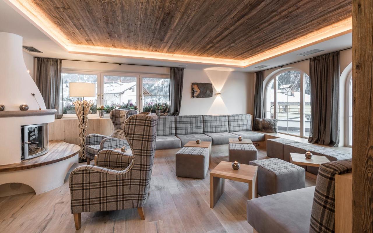 Alpenheim Charming & Spa Hotel Ortisei Ngoại thất bức ảnh