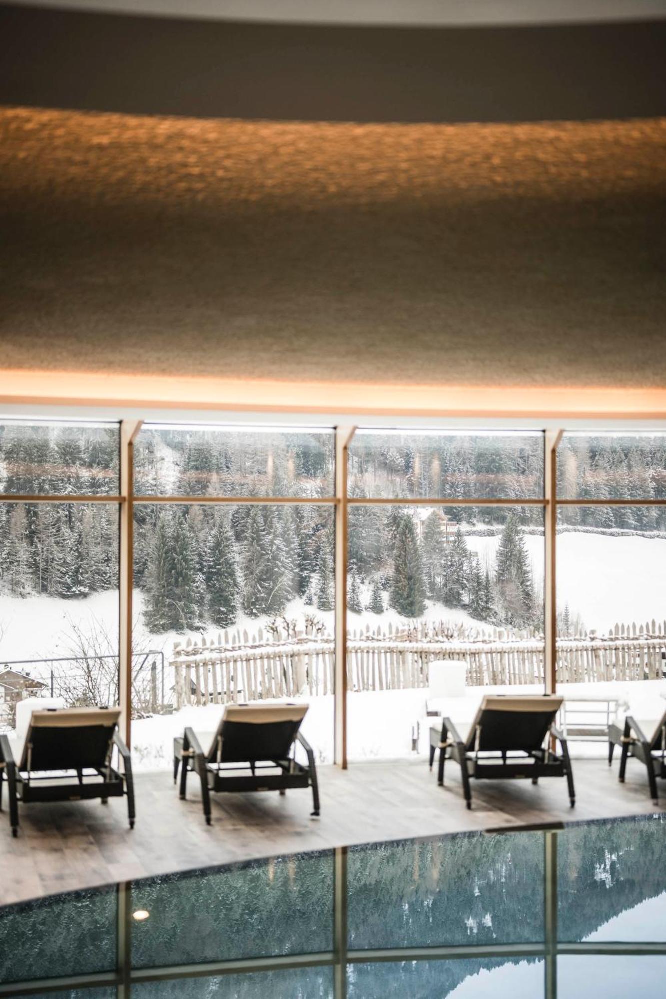 Alpenheim Charming & Spa Hotel Ortisei Ngoại thất bức ảnh